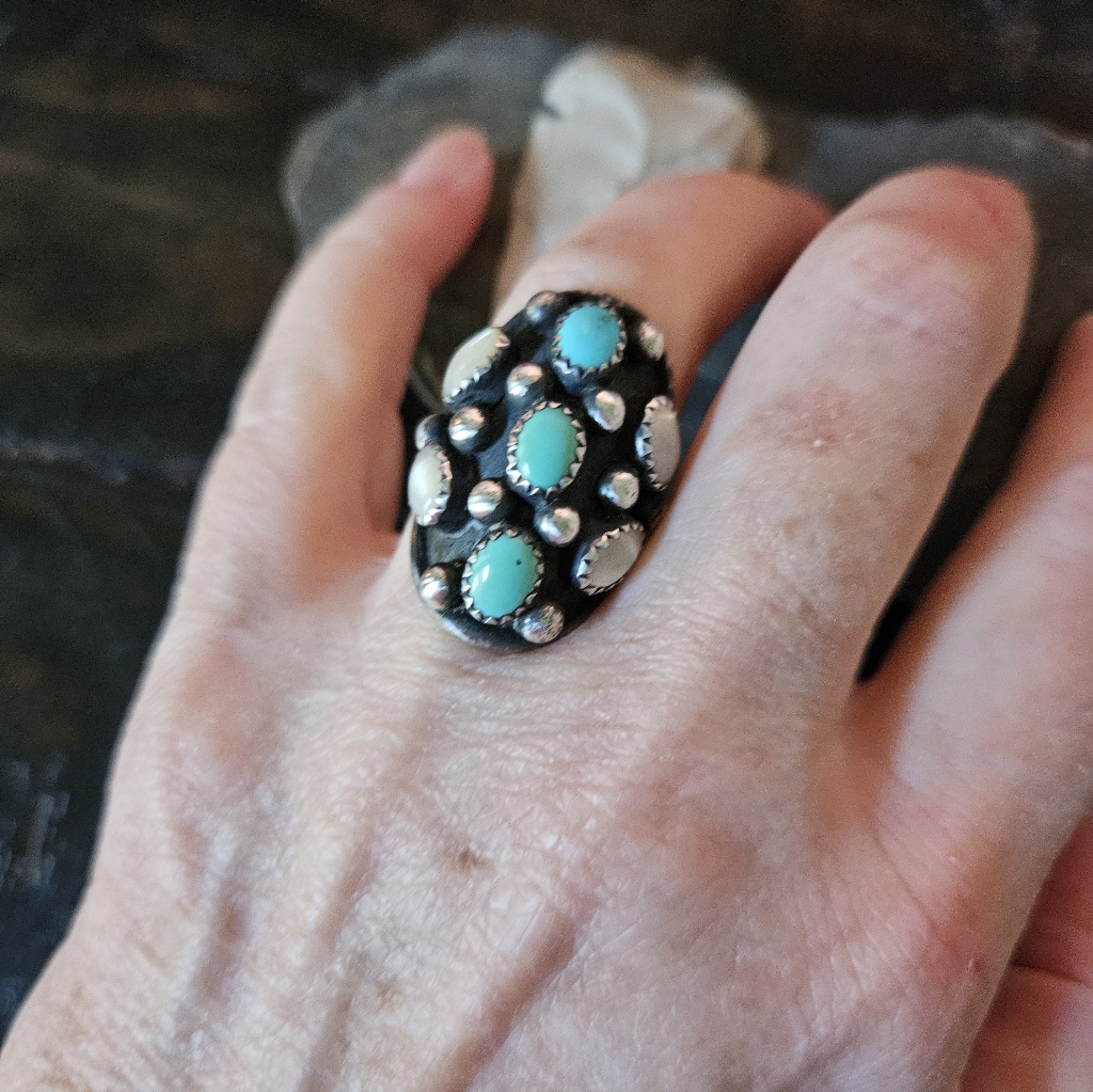 Navajo Artist Signed Saddle Ring 130$